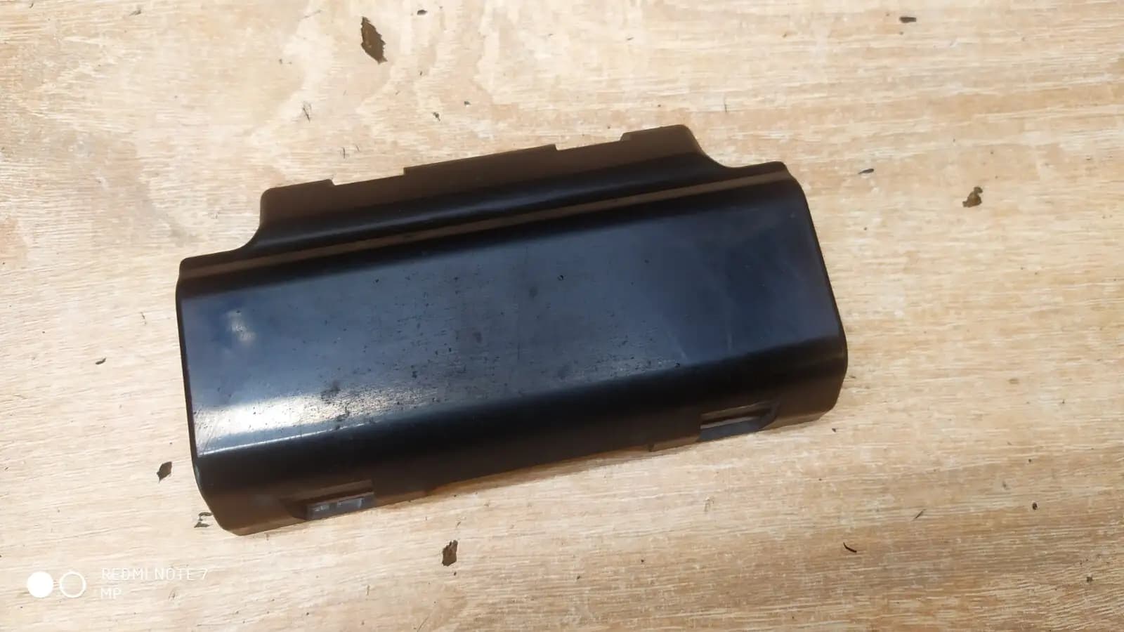 Harley Davidson Rear Fender Lamp Splash Guard 2012 Roadglide 69615-10