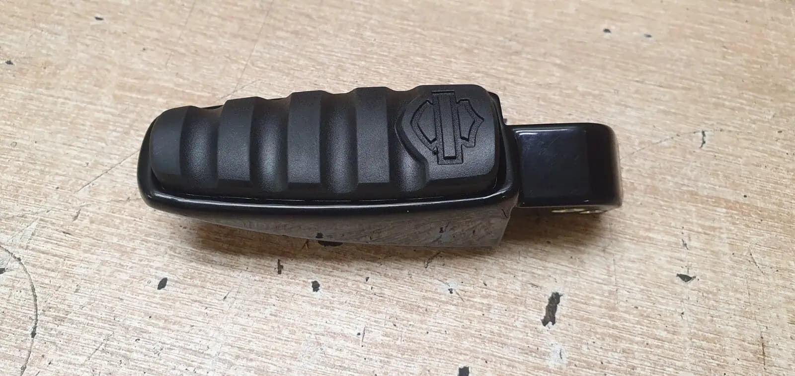 Harley Davidson FXFB Fat Bob Rear Left Footrest / Peg