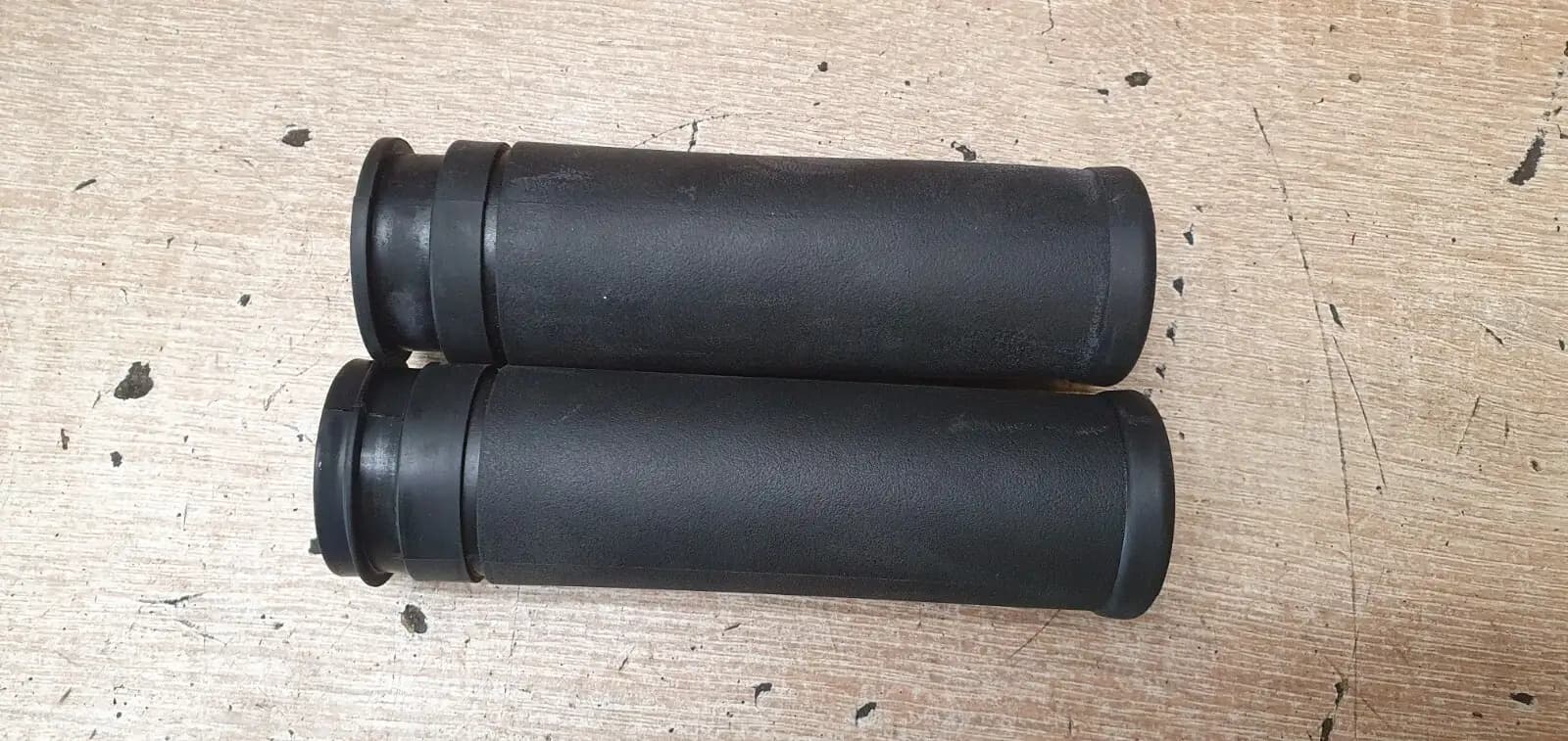 Harley Davidson Throttle Hand Grip / Handlebar / Bar / Grips