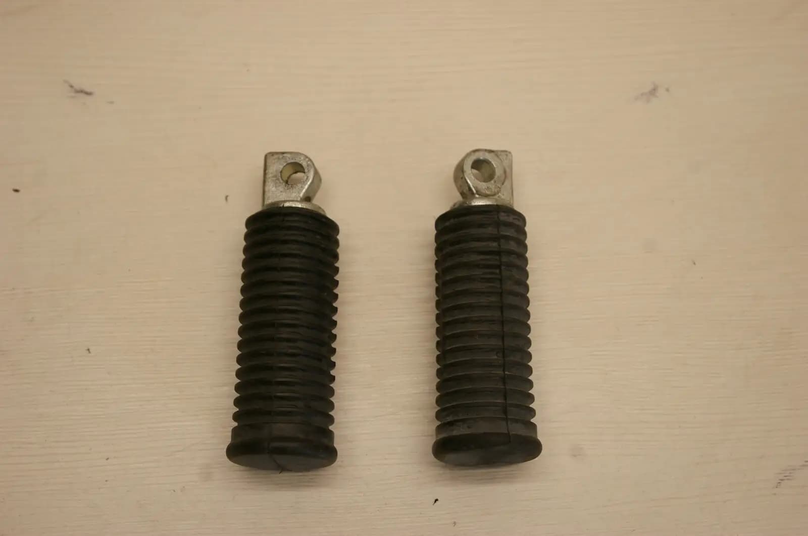 Harley Davidson Touring Footrest Pegs / Pedal