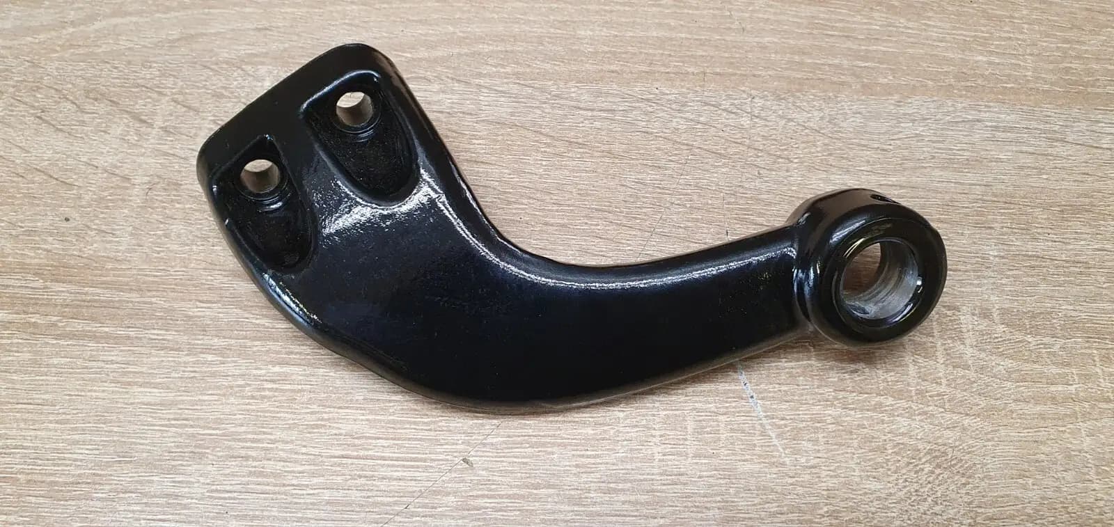Harley-Davidson XL 1200 CX Sportster 2016 Front Right Footrest Hanger