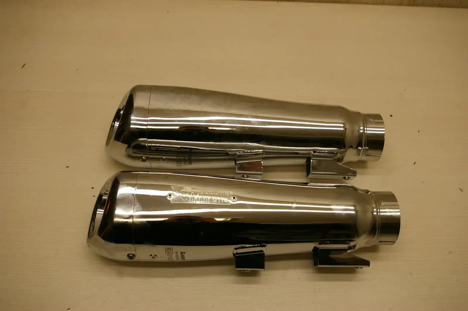 Harley Davidson Sportster M - HCBG001 0152 Akrapovic Exhausts / Muffler 